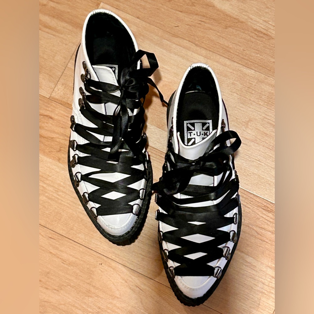 T.U.K. Black and White Lace-Up Boot/Creepers Sz 7